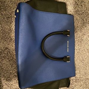 Michael Kors Black And Blue Comeback Large Purse